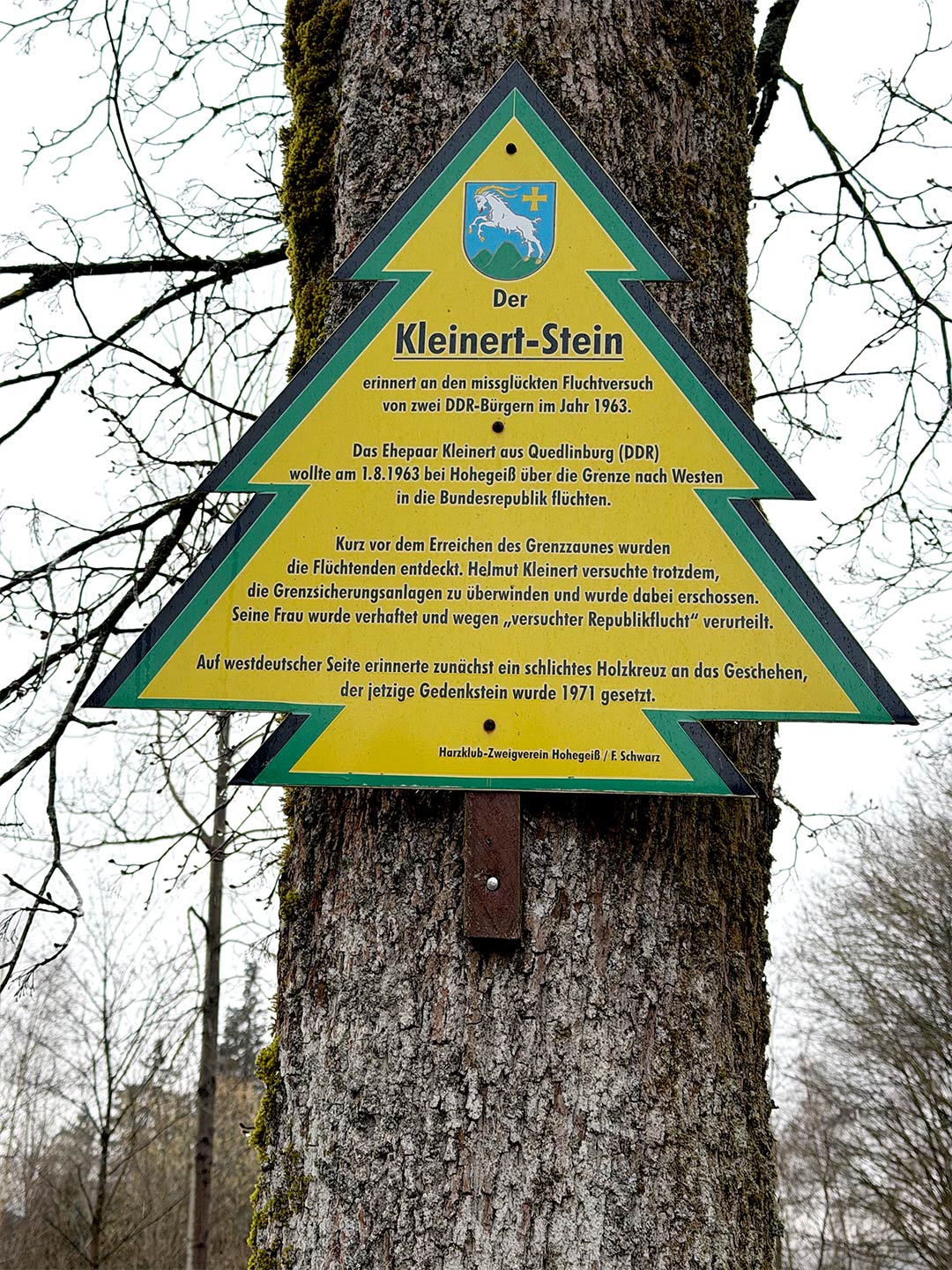 Osterwanderung Grünes Band 2026: Harz: Hohegeiß: Helmut-Kleinert-Gedenkstein (Foto: Manuela Hahnebach)