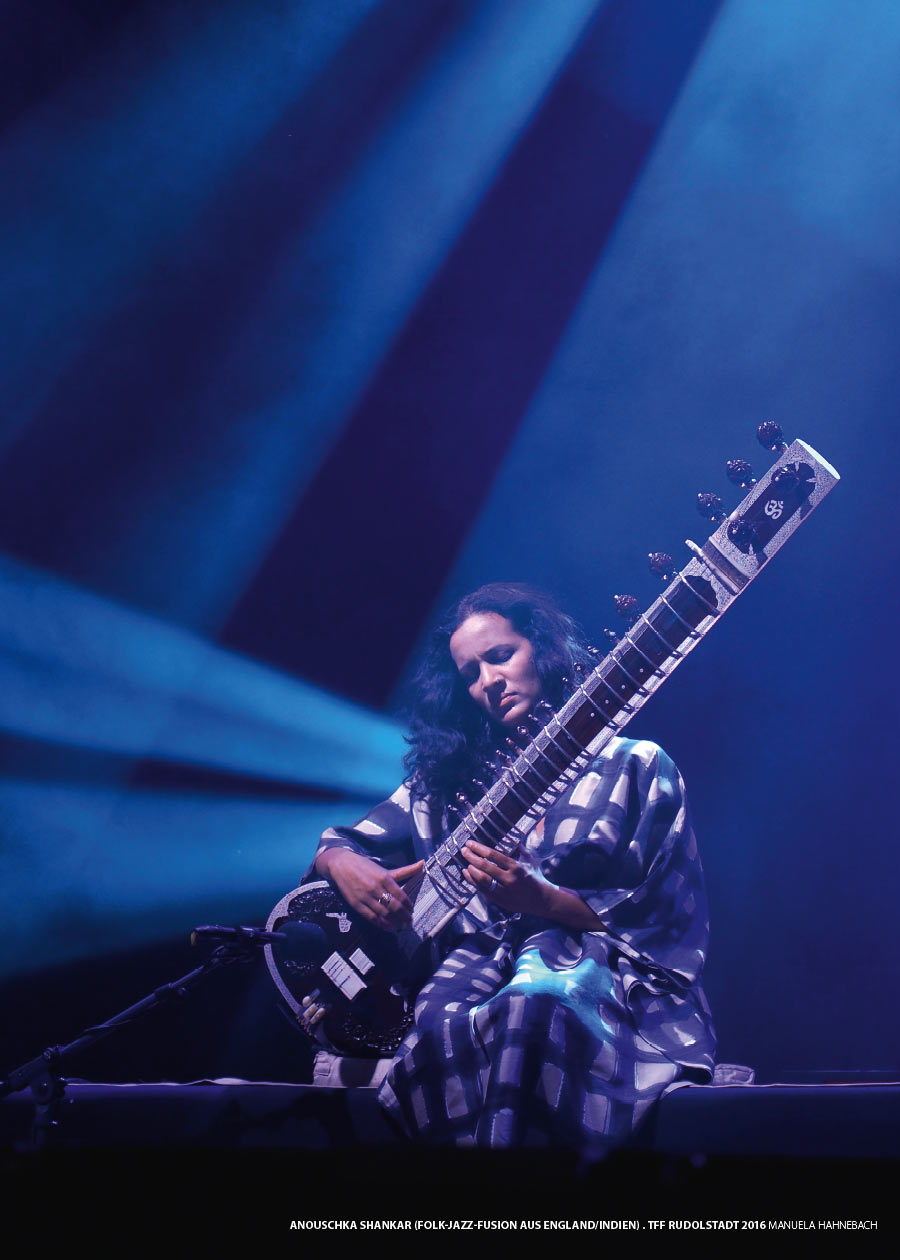 Anoushka Shankar . Rudolstadt Festival 2016 (Foto: Manuela Hahnebach)