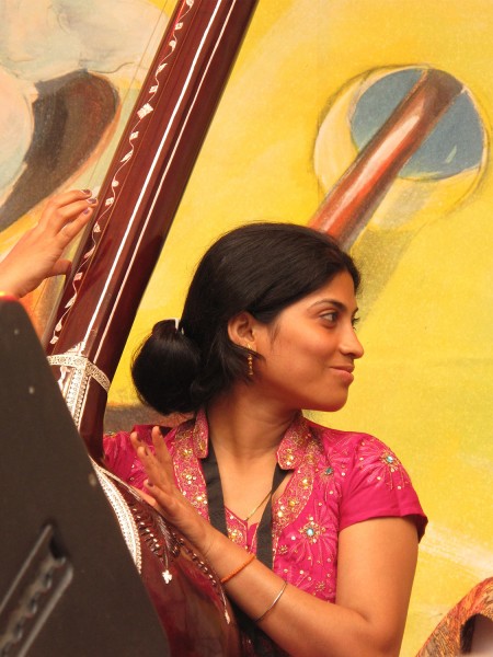 Priyanka Mallik . Mallik Family (Indien) . TFF . Rudolstadt . 2011 (Foto: Andreas Kuhrt)