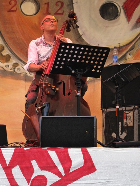 Oliver Sens . Duo Mosalini Senso (Frankreich) . TFF . Rudolstadt . 2012 (Foto: Andreas Kuhrt)