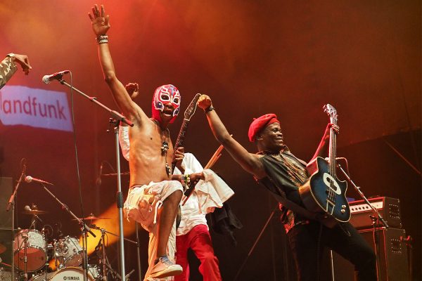 Jupiter & Okwess: Montana Kinunu Ntunu & Yende Balamba Bongongo . Rudolstadt-Festival 2017 (Foto: Manuela Hahnebach)