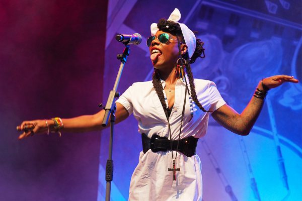 La Dame Blanche: Yaïté Ramos Rodriguez . Rudolstadt-Festival 2017 (Foto: Manuela Hahnebach)