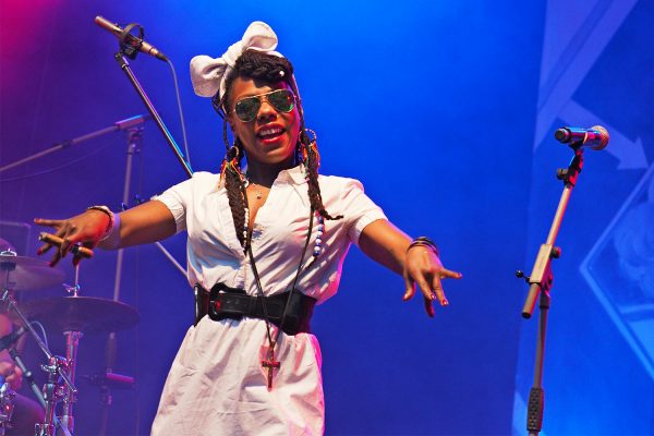 La Dame Blanche: Yaïté Ramos Rodriguez . Rudolstadt-Festival 2017 (Foto: Manuela Hahnebach)