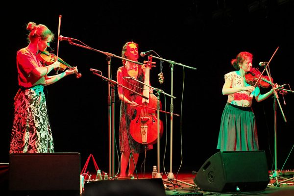 Sutari: Zofia Barańska, Barbara Songin & Katarzyna Kapela . Rudolstadt-Festival 2017 (Foto: Manuela Hahnebach)