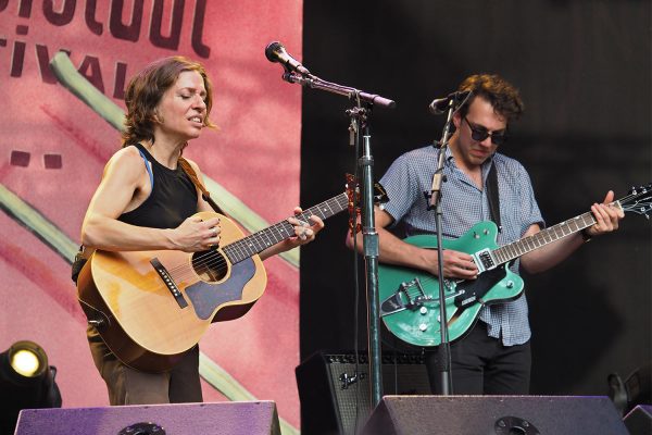 Ani DiFranco & Luke Enyeart . Rudolstadt-Festival 2017 (Foto: Manuela Hahnebach)