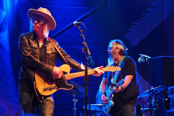 Chris Masterson & Steve Earle (USA) . Rudolstadt-Festival 2018 (Foto: Manuela Hahnebach)