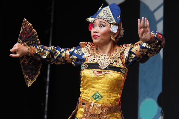 Salukat: Tänzerin . Rudolstadt-Festival 2018 (Foto: Manuela Hahnebach)