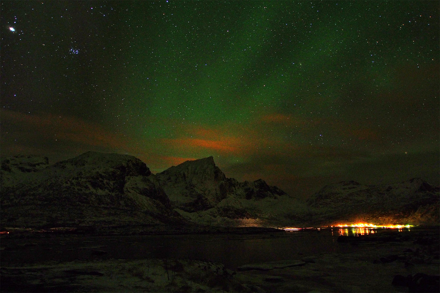 Nordlicht . bei Vareid . Vestvågøya . Lofoten . 2013 (Foto: Manuela Hahnebach)