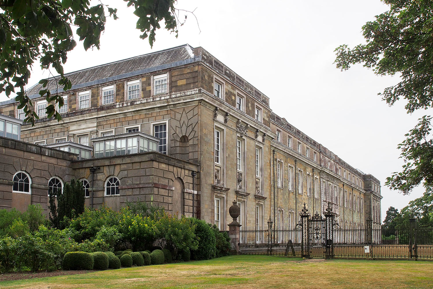 EM086893-mh-2016-08-11-suedengland-petworth-house Petworth House . Sussex . Südengland (Foto: Manuela Hahnebach)