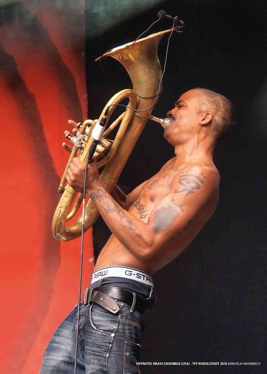 Hypnotic Brass Ensemble . TFF Rudolstadt 2012 (Foto: Manuela Hahnebach)