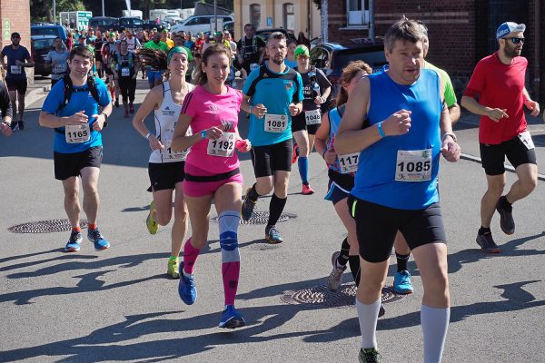 Südthüringentrail 2018 . Wichteltrail-Start im Simson-Gewerbepark