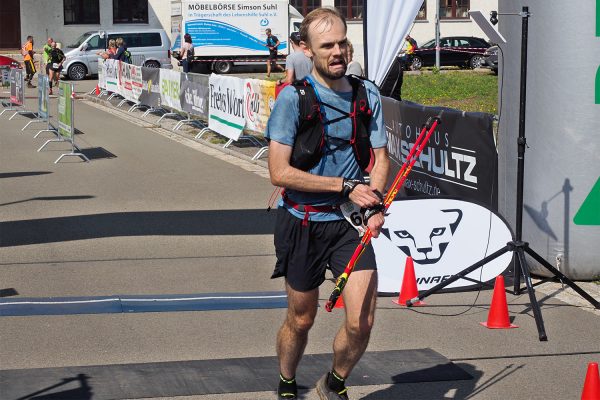 Südthüringentrail 2018 . Im Simson-Gewerbepark im Ziel: Janek Gallitschke