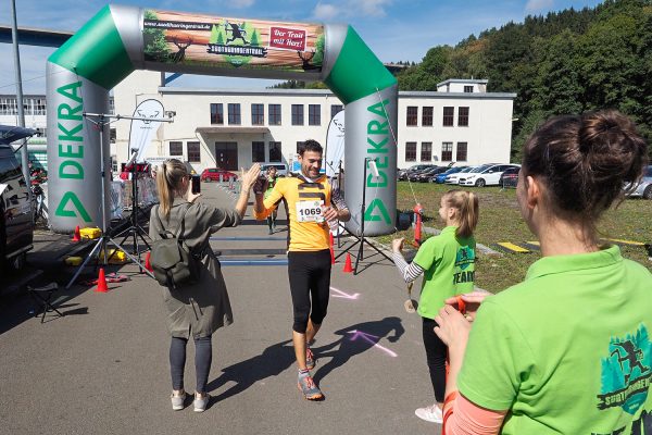 Südthüringentrail 2018 . Im Simson-Gewerbepark im Ziel: Hans-Georg Meisch