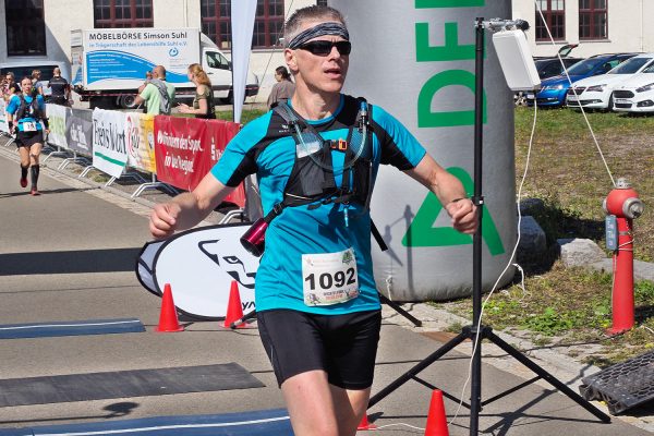 Südthüringentrail 2018 . Im Simson-Gewerbepark im Ziel: Jochen Brosig