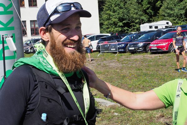 Südthüringentrail 2018 . Im Simson-Gewerbepark im Ziel: Florian Wachter