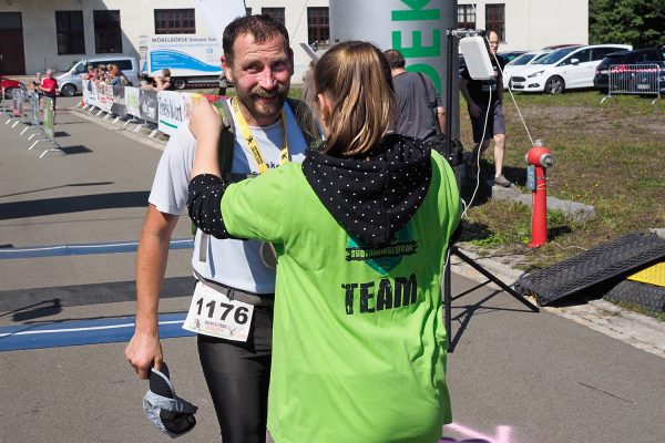 Südthüringentrail 2018 . Im Simson-Gewerbepark im Ziel: Christian Freimuth