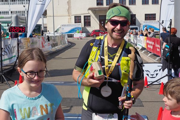 Südthüringentrail 2018 . Im Simson-Gewerbepark im Ziel: Udo Bätz