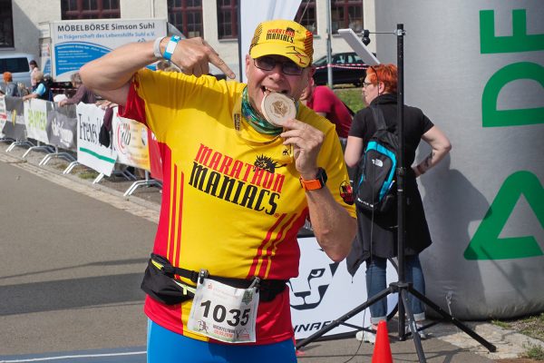 Südthüringentrail 2018 . Im Simson-Gewerbepark im Ziel: Alexander Arndt