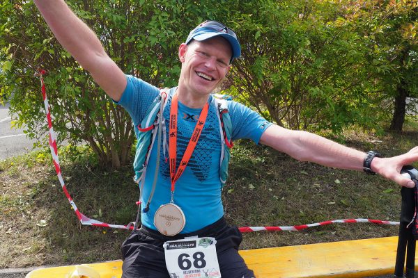 Südthüringentrail 2018 . Im Simson-Gewerbepark im Ziel: Steffen Radschuwait