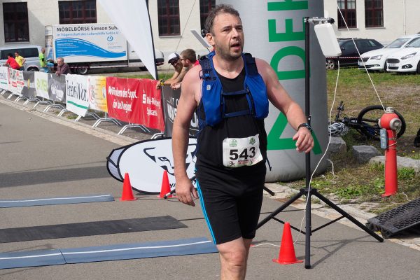 Südthüringentrail 2018 . Im Simson-Gewerbepark im Ziel: Tino Völker