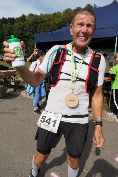 Südthüringentrail 2018 . Im Simson-Gewerbepark im Ziel: Ulrich Zimmermann