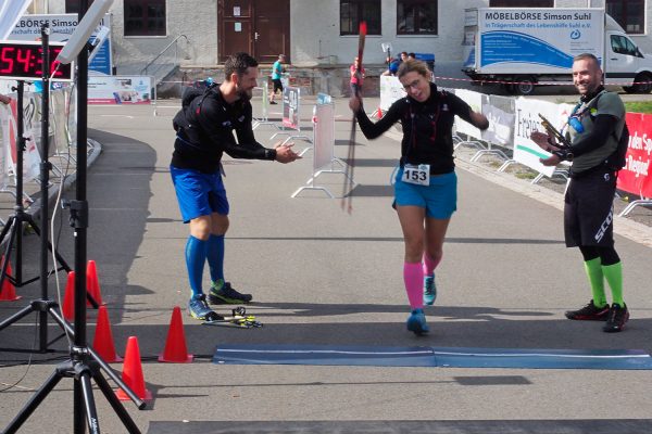 Südthüringentrail 2018 . Im Simson-Gewerbepark im Ziel: André + Martina Schiller + Peter Poppitz