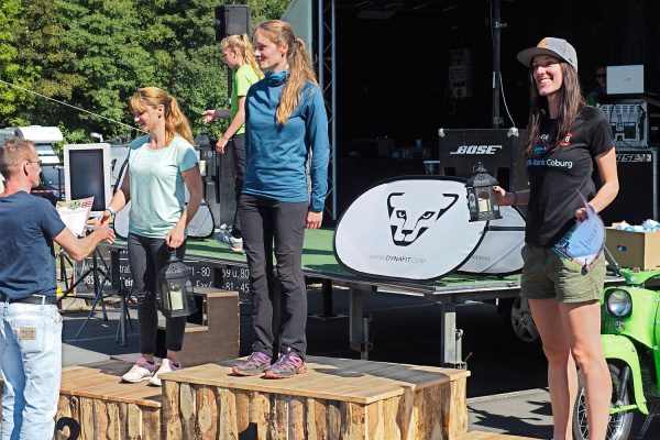 Südthüringentrail 2018 . Siegerehrung: Wichteltrail w: 2. Kathrin Werner, 1. Anne Gründler, 3. Vera Brunner