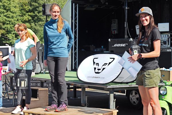 Südthüringentrail 2018 . Siegerehrung: Wichteltrail w: 2. Kathrin Werner, 1. Anne Gründler, 3. Vera Brunner