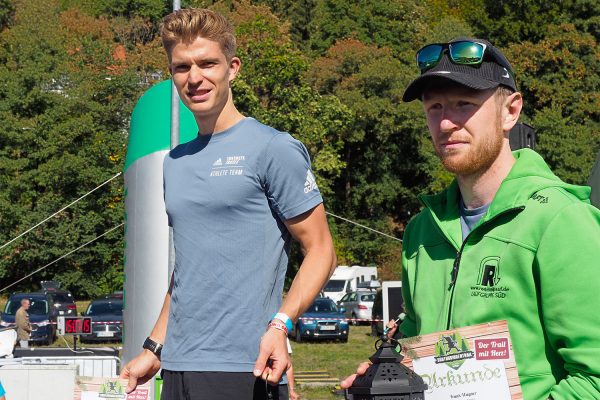 Südthüringentrail 2018 . Siegerehrung: Riesentrail m: 1. Marcel Höche, 3. Frank Wagner