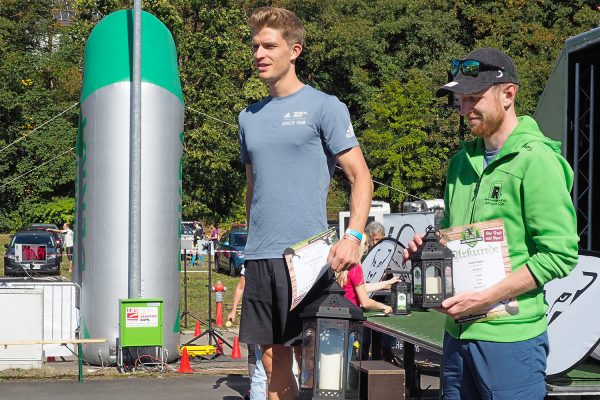 Südthüringentrail 2018 . Siegerehrung: Riesentrail m: 1. Marcel Höche, 3. Frank Wagner