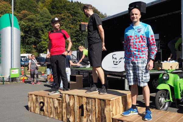 Südthüringentrail 2018 . Siegerehrung: Wichteltrail Men: 2. Benjamin Keiderling, 1. Thomas Puhl, 3. Jörg Schubert