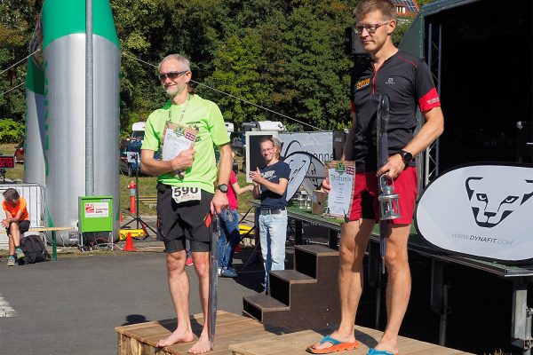 Südthüringentrail 2018 . Siegerehrung: Riesentrail Senior Master Men: 2. Olaf König, 1. Holger Kessler