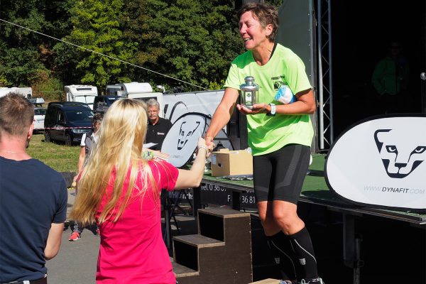 Südthüringentrail 2018 . Siegerehrung: Riesentrail Grand Master Women: 1. Regina Kistner