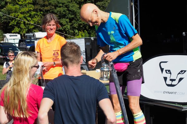 Südthüringentrail 2018 . Siegerehrung: Heldentrail Senior Master Women: 2. Heidrun Stucke, 1. Britta Hübner