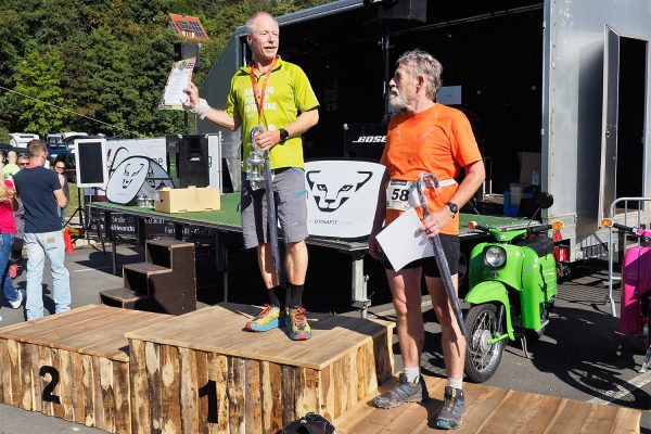 Südthüringentrail 2018 . Siegerehrung: Heldentrail Grand Master Men: 1. Gerhard Börner, 3. Gerd Hantsche