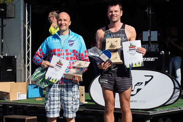 Südthüringentrail 2018 . Siegerehrung: German Trailrunning Cup: Smart Cup Männer: 3. Jörg Schubert, 1. Alexander Bauer