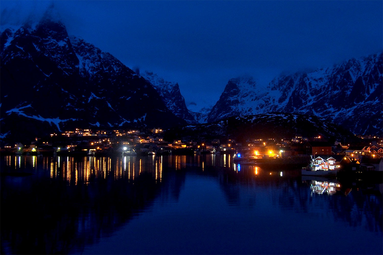 Reine i Lofoten . 2013 (Foto: Andreas Kuhrt)
