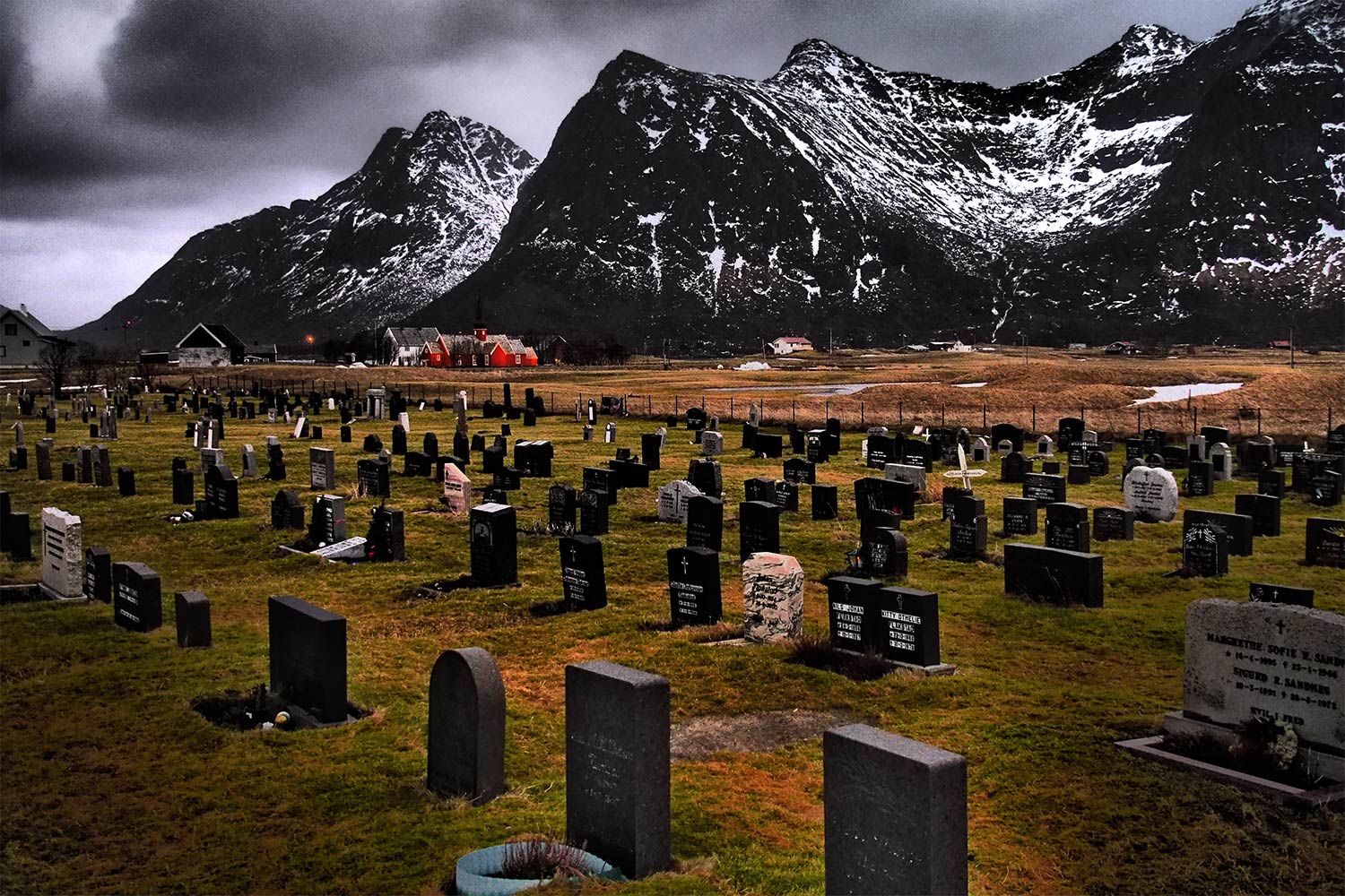Friedhof . Flakstad . Lofoten . 2013 (Foto: Andreas Kuhrt)