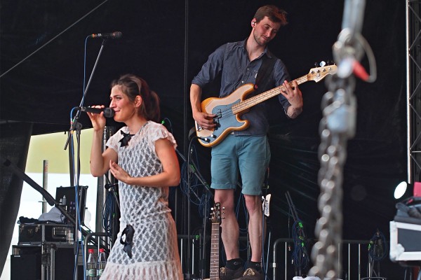 Philipp Martin . Alin Coen Band (Weimar/Leipzig) . TFF . Rudolstadt . 2015 (Foto: Andreas Kuhrt)