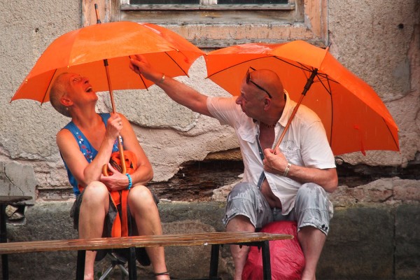 Regenschauer . Neumarkt . TFF . Rudolstadt . 2015 (Foto: Andreas Kuhrt)