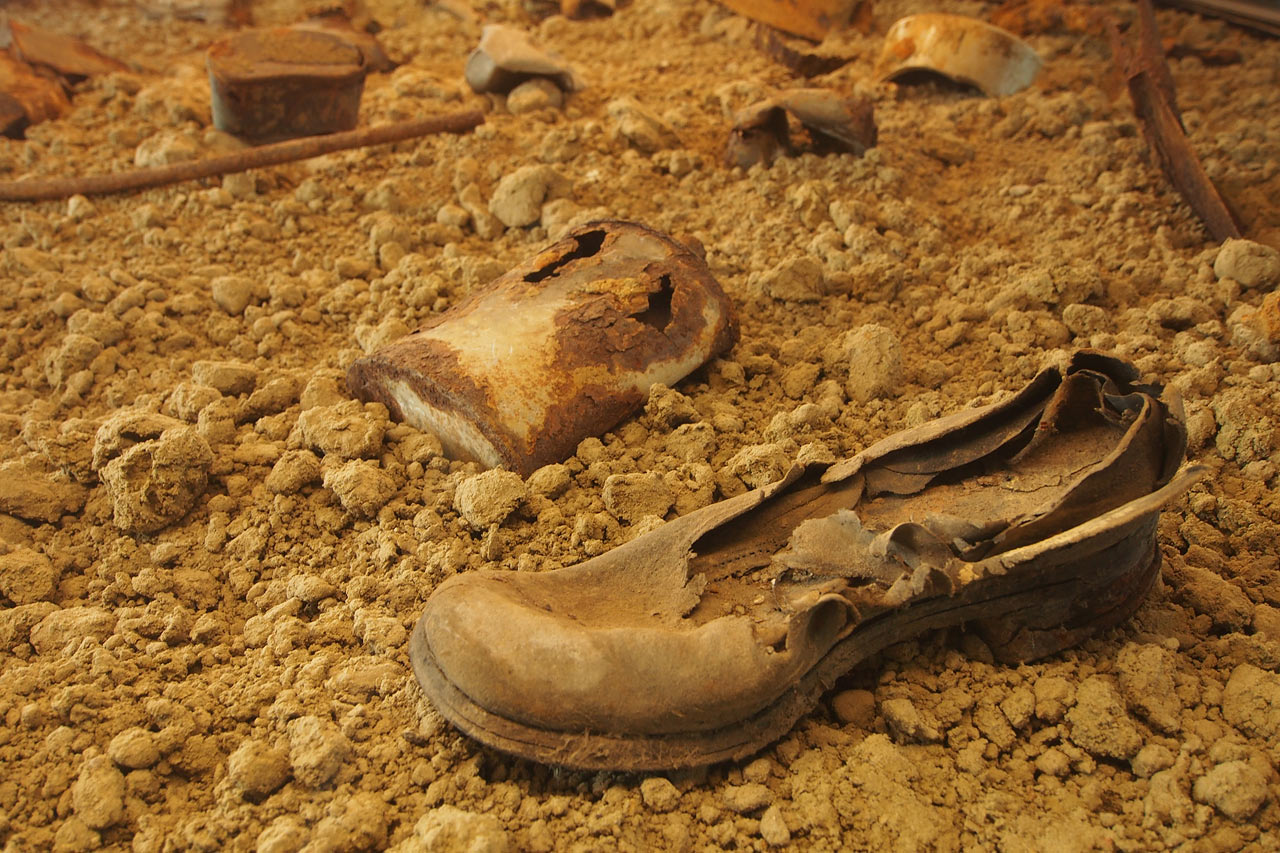 Im Tyne Cot Visitor Centre bei Passendale . Fotoclubtour Flandern 2013 (Foto: Andreas Kuhrt)