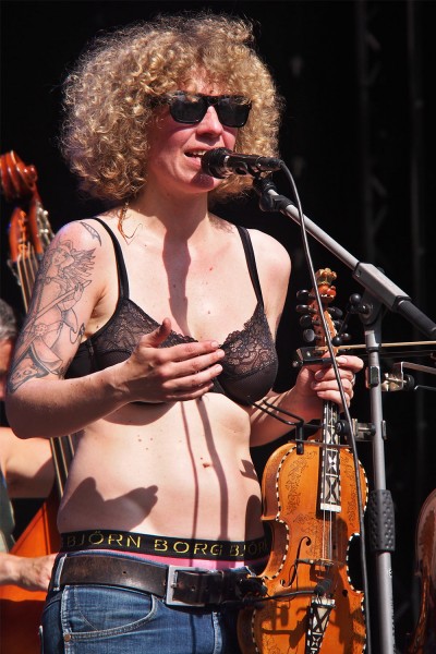 Tuva Syvertsen . Valkyrien Allstars (Norwegen) . TFF . Rudolstadt . 2015 (Foto: Andreas Kuhrt)