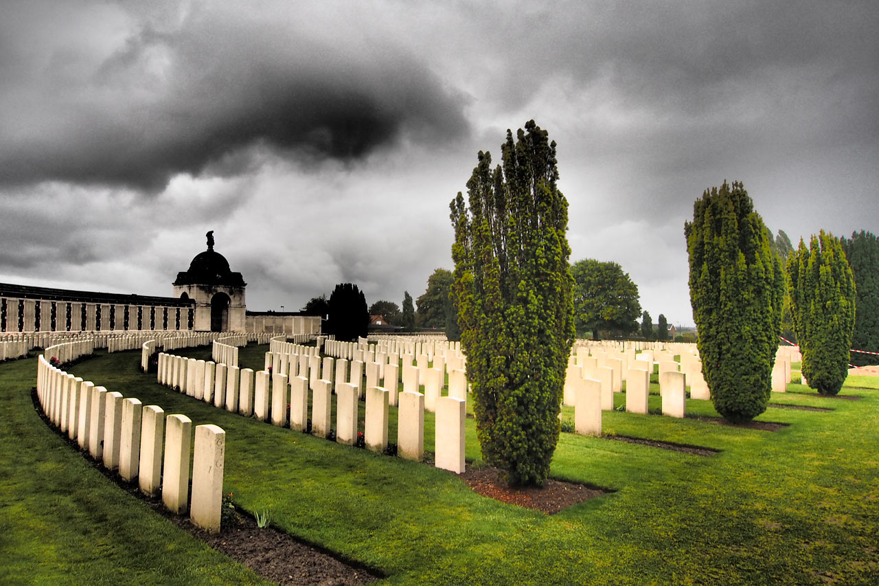 Tyne Cot Cemetery bei Passendale . Fotoclubtour Flandern 2013 (Foto: Andreas Kuhrt)