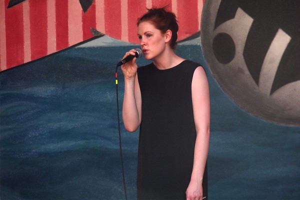 Anja Eline Skybakmoen . Eplemøya Songlag (Norwegen) . TFF . Rudolstadt . 2015 (Foto: Andreas Kuhrt)