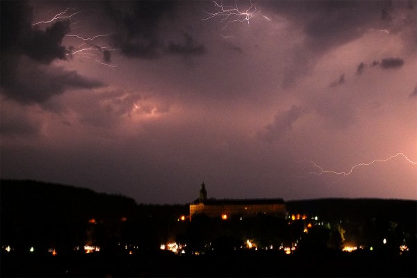 Gewitter . TFF . Rudolstadt . 2015 (Foto: Andreas Kuhrt)