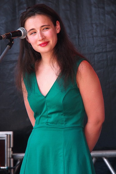 Mariana Frenk (Moldawien/Dortmund) . Kapelsky & Marina (Dortmund) . TFF . Rudolstadt . 2015 (Foto: Andreas Kuhrt)