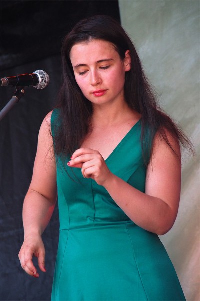 Mariana Frenk (Moldawien/Dortmund) . Kapelsky & Marina (Dortmund) . TFF . Rudolstadt . 2015 (Foto: Andreas Kuhrt)