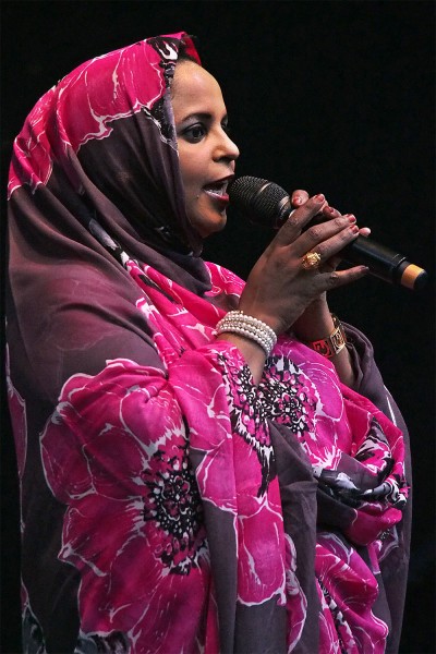 Noura Mint Seymali (Mauretanien) . TFF . Rudolstadt . 2015 (Foto: Andreas Kuhrt)