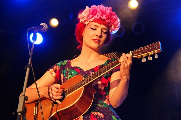 Gabby Young (England) . Kulturarena Jena . 2015 (Foto: Andreas Kuhrt)