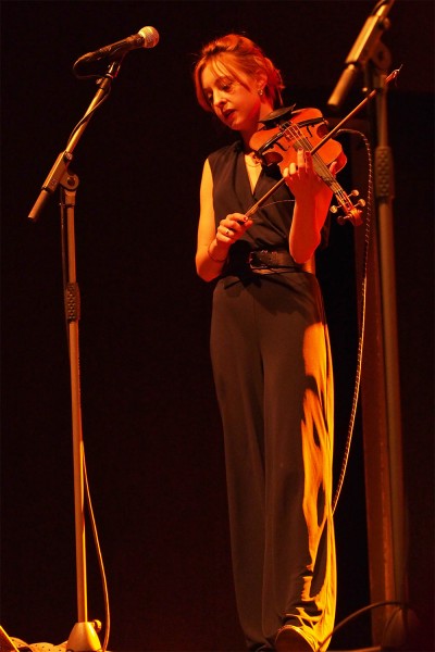 Milly McGregor . Gabby Young & Other Animals (England) . Kulturarena Jena . 2015 (Foto: Andreas Kuhrt)